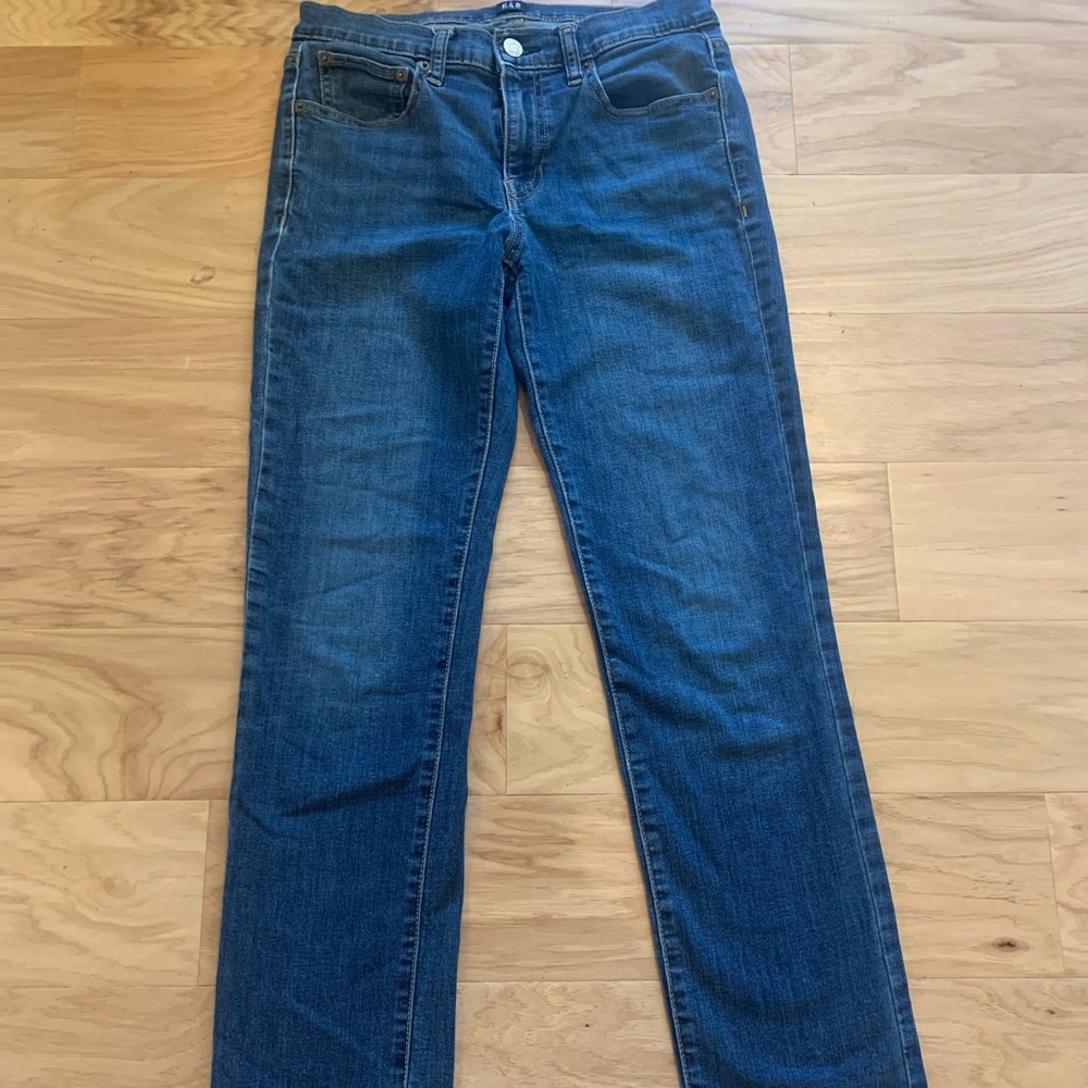 Gap Classic Straight Jeans Size 28 Regular